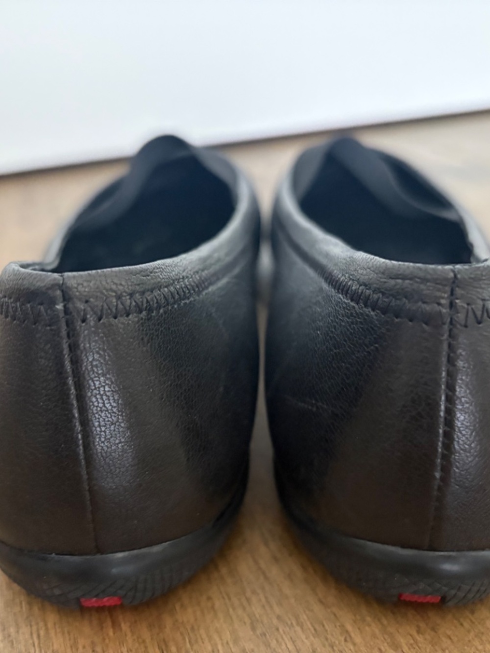 Prada Women’s Mary Jane Ballet Flats Black Leather Size 38 unworn - Picture 5 of 6